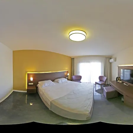 Neopol Hotel