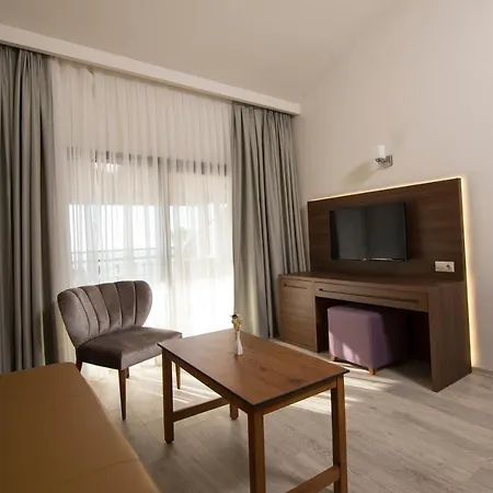 Neopol Otel Kuşadası