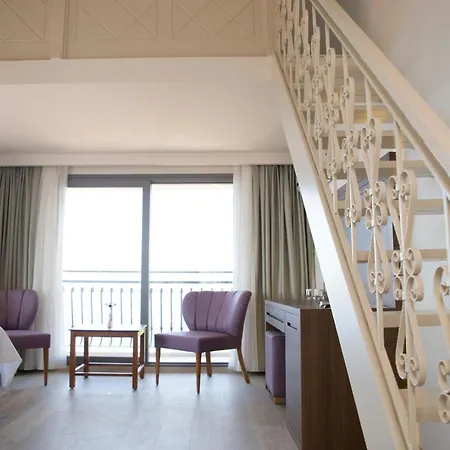 Otel Neopol 3*