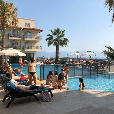 Otel Neopol 3*