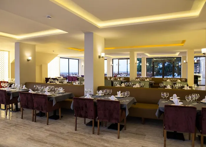 Neopol Otel Kuşadası