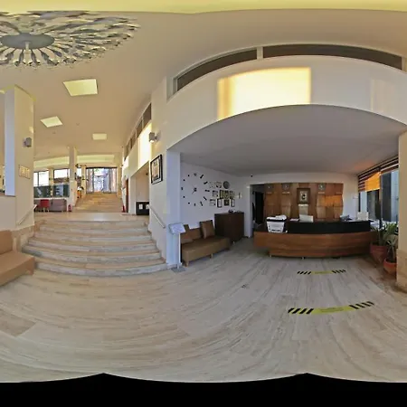 Neopol 3* クシャダス