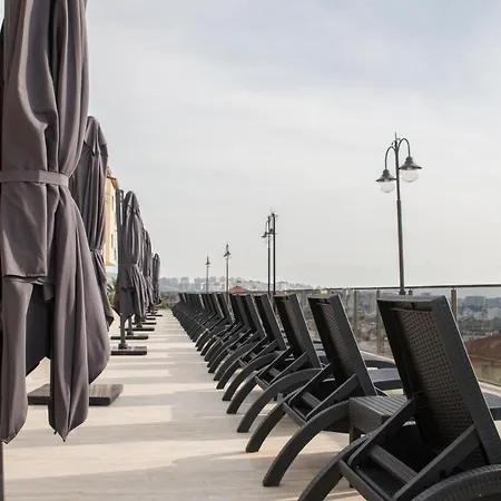 ホテル Neopol クシャダス