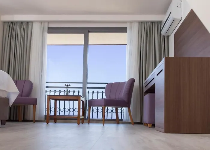 Neopol Hotel 3*