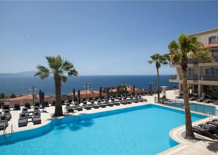 Neopol Hotel 3*