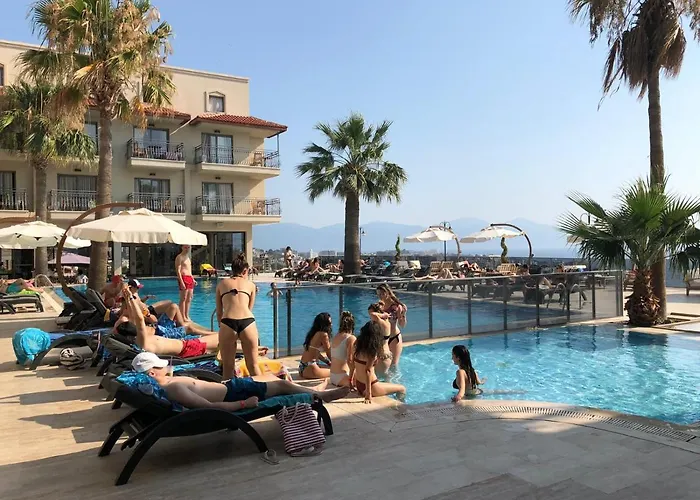 Hotel Neopol 3*